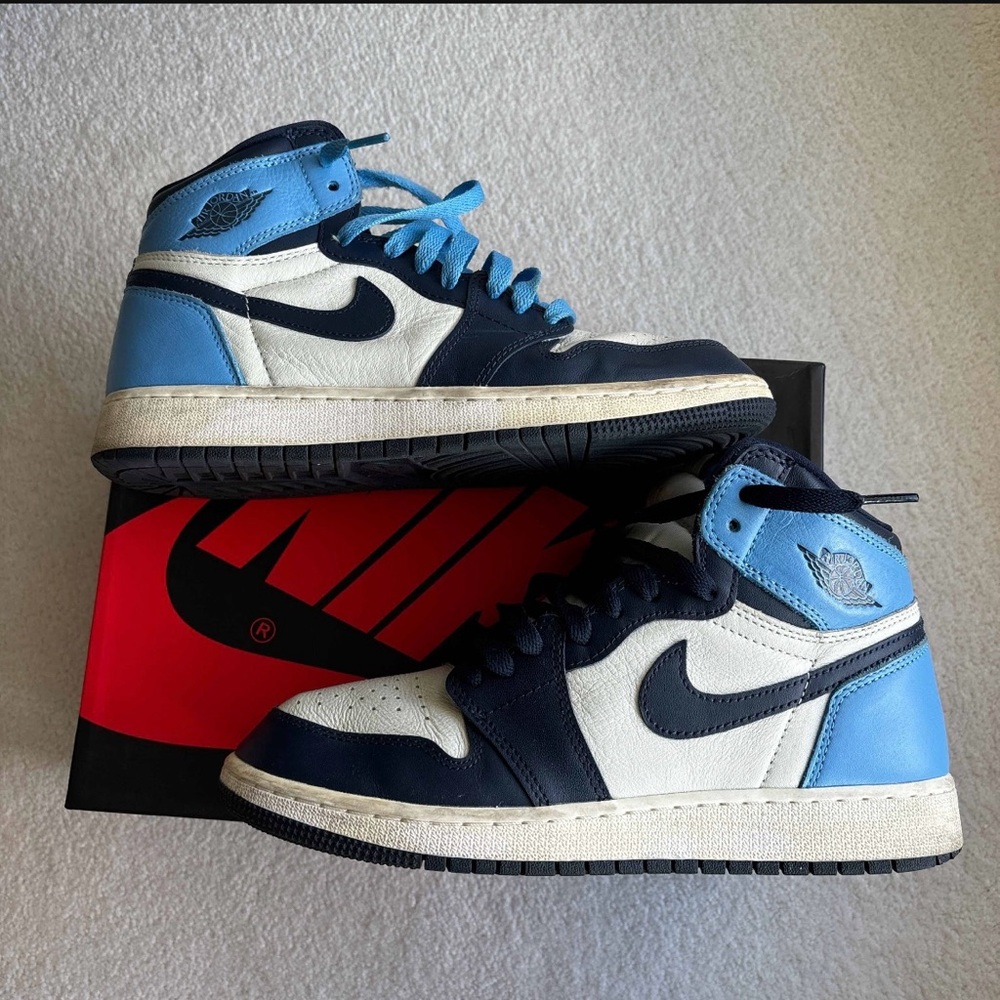 Air Jordan 1 Retro High OG GS Obsidian